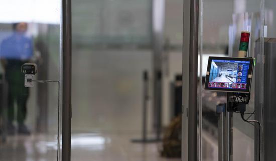 首都機場啟用高效通道 安檢用時至少節省30秒